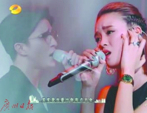 薛之謙最新綜藝節(jié)目亮相，音樂與娛樂的完美結(jié)合之夜！