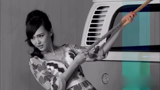 最新足球綜藝節(jié)目大盤(pán)點(diǎn)，足球場(chǎng)上的歡樂(lè)與同伴時(shí)光