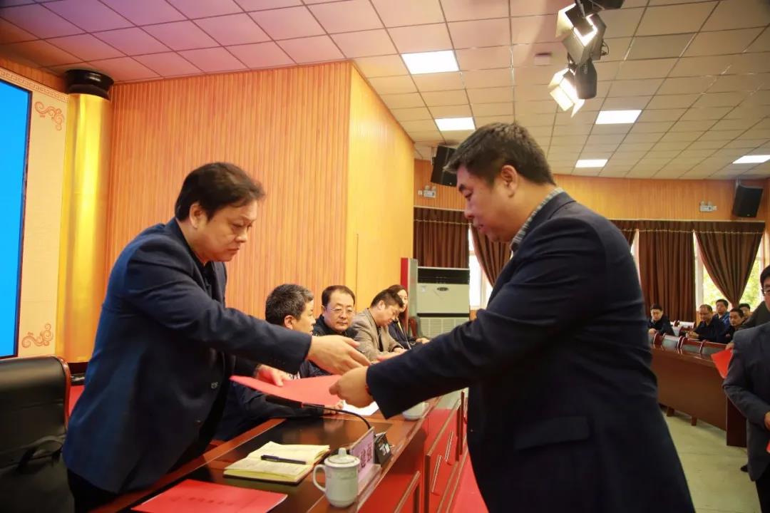 靈寶最新人事調(diào)整激發(fā)潛能，自信與成就感并存的變化之道