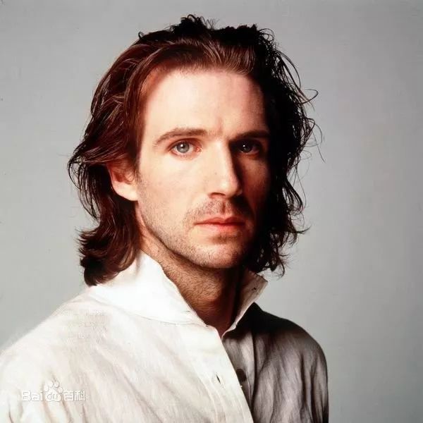 瑟蘭迪爾演員，奇幻日常揭秘