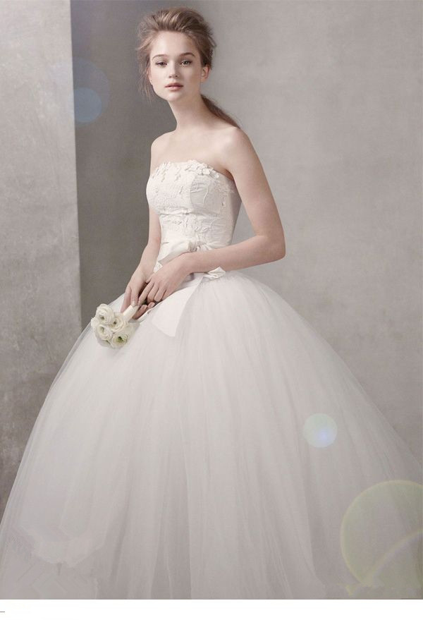 最新款婚紗照，愛的綻放與友情的紐帶時光紀(jì)念冊