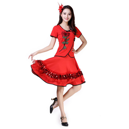 藝濤廣場舞服夏裝最新潮流款式亮相！