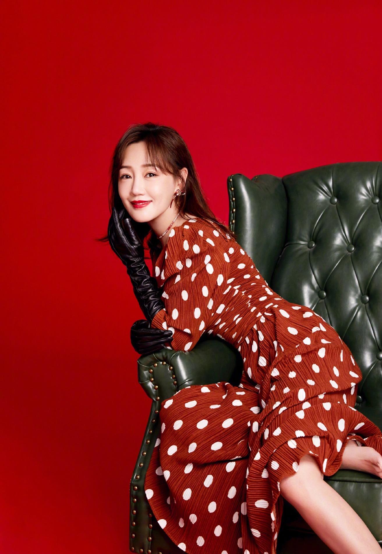 薛佳凝最新微博動態(tài)，與大自然共舞，開啟內(nèi)心寧靜之旅